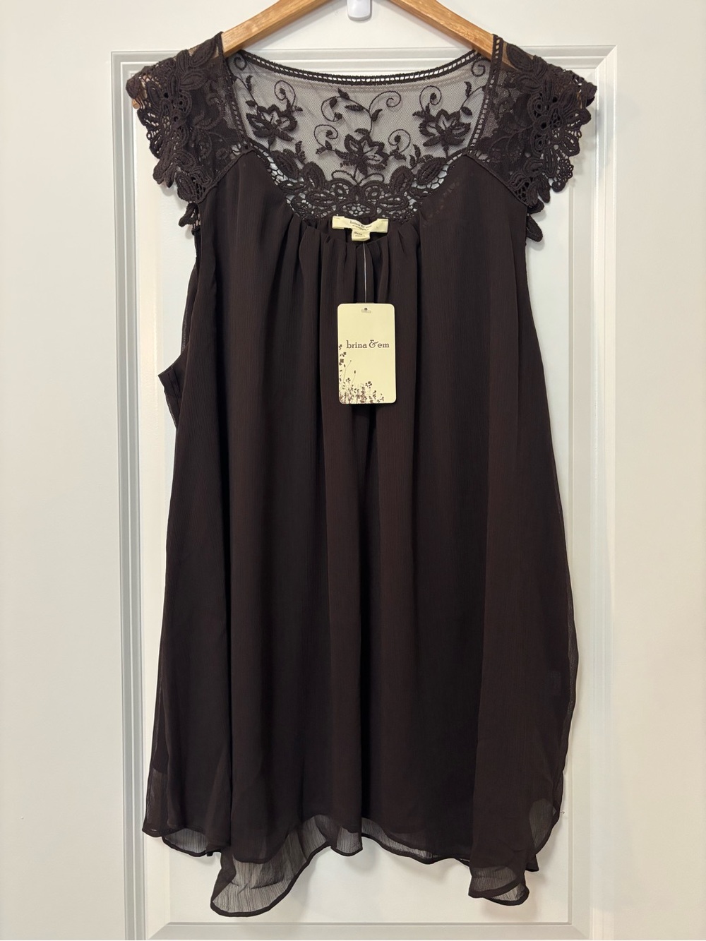Brina & Em Chocolate Brown Lace and Crochet Sleeveless Top, Size 1X